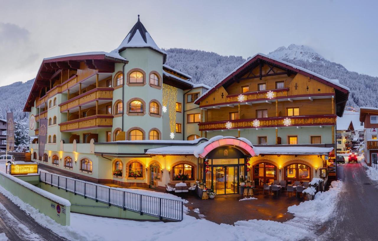 Alpinresort Stubaierhof ****S フルプメス エクステリア 写真