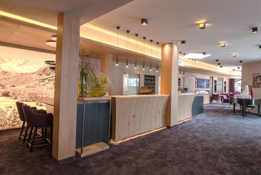 Alpinresort Stubaierhof ****S フルプメス エクステリア 写真