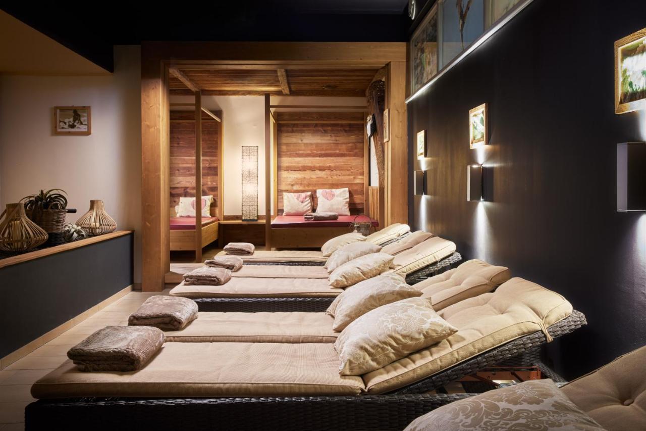 Alpinresort Stubaierhof ****S フルプメス エクステリア 写真