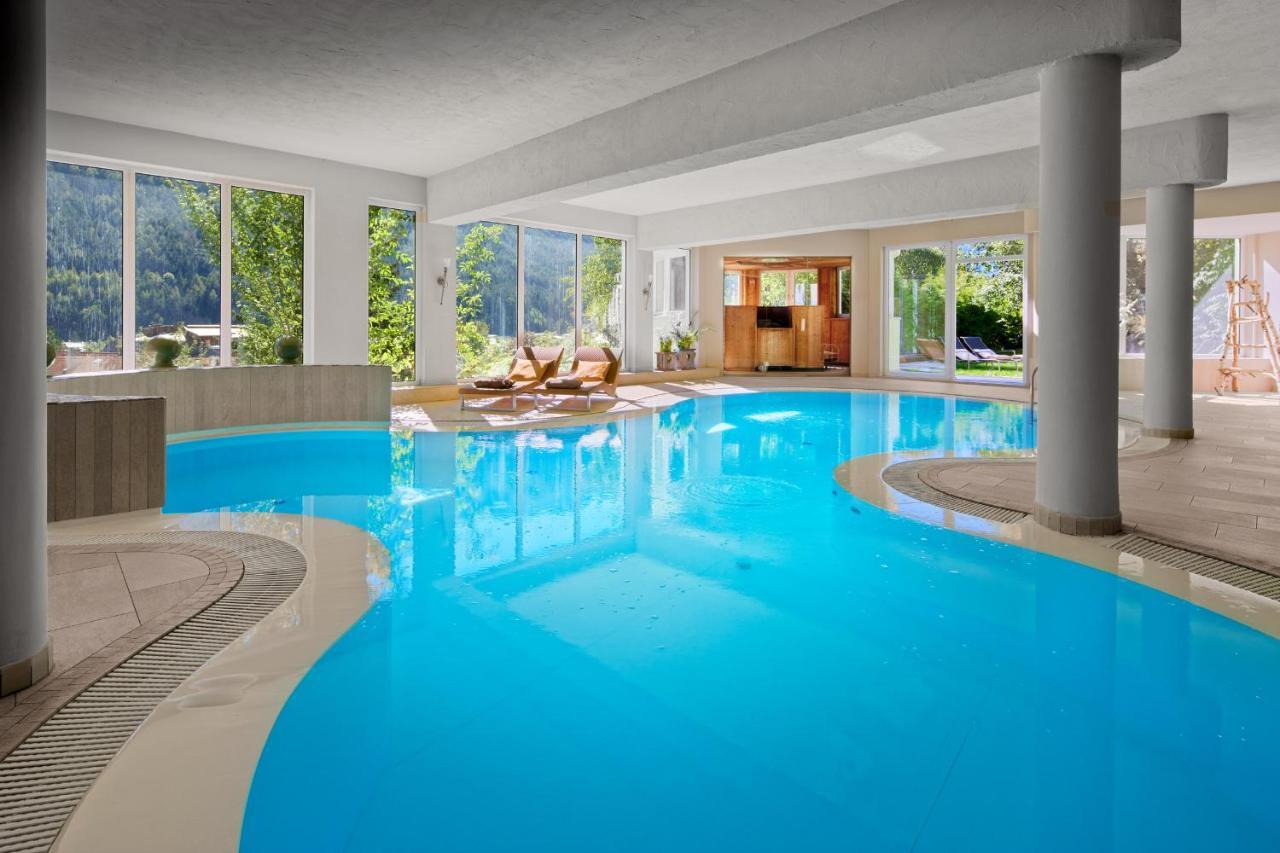 Alpinresort Stubaierhof ****S フルプメス エクステリア 写真