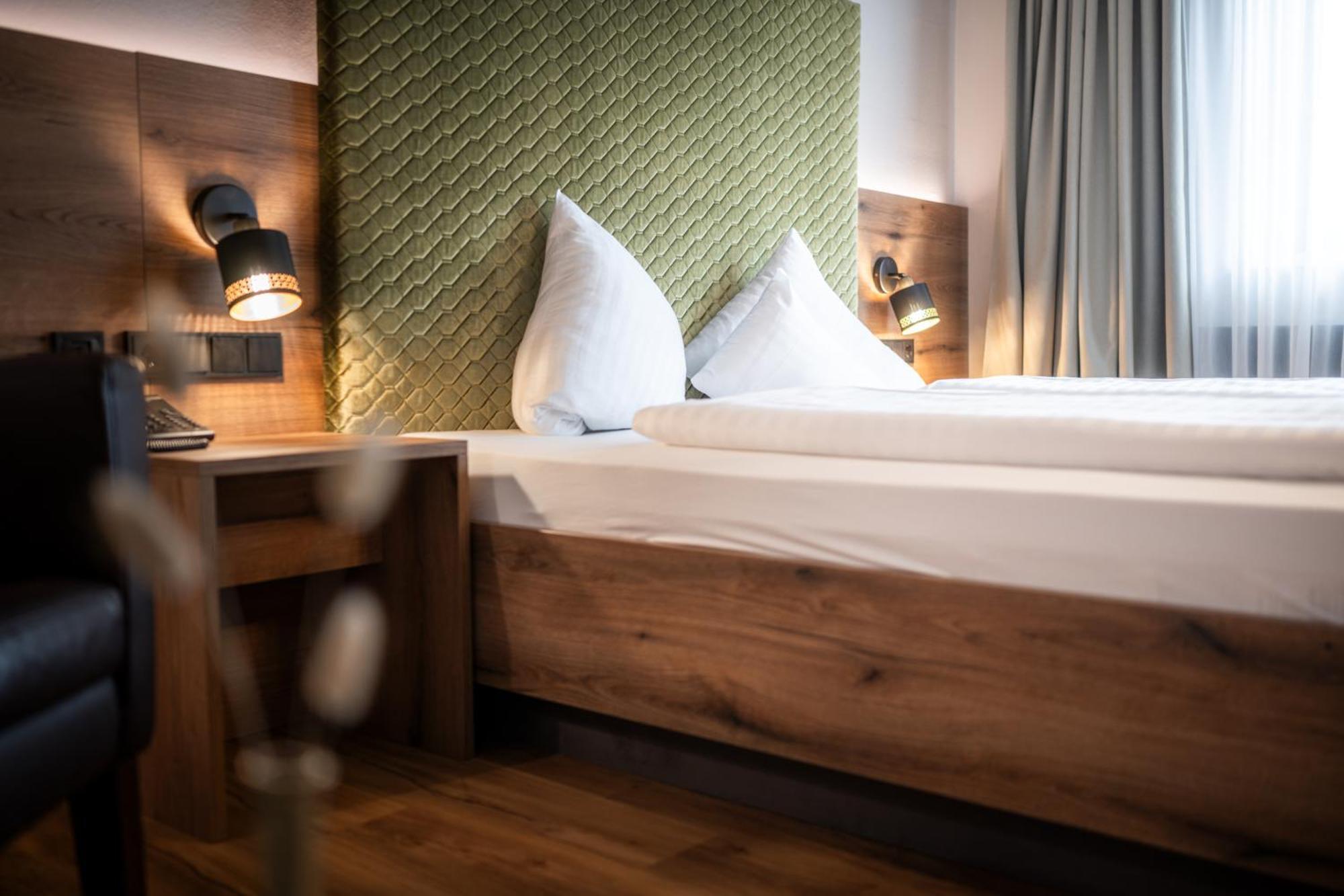 Alpinresort Stubaierhof ****S フルプメス エクステリア 写真