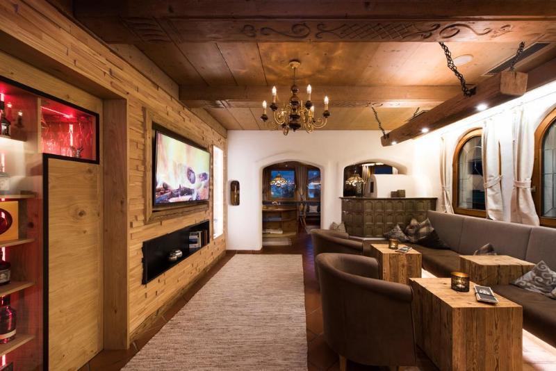 Alpinresort Stubaierhof ****S フルプメス エクステリア 写真
